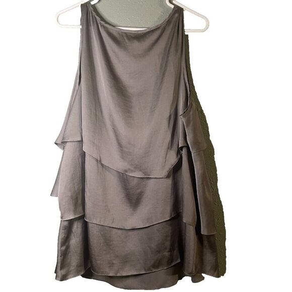 Fashion Bug Silver Grey 1X Layered Ruffly Sleeveless Women's Blouse Feminine - Picture 3 of 16